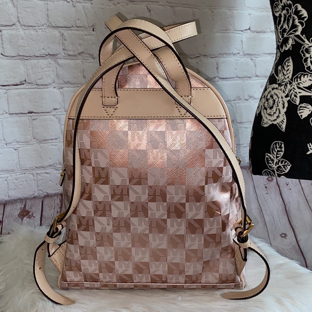 Michael Kors CHECKERBOARD RHEA ZIP Backpack - Picture 4 of 9